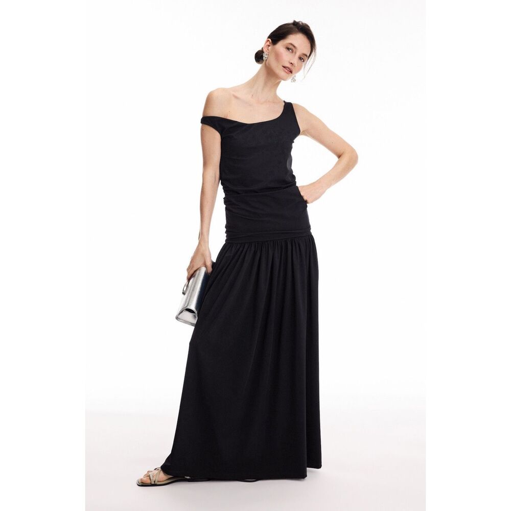 Róhe Off-Shoulder Light Scuba Maxi-Dress 38 (US 6) $600